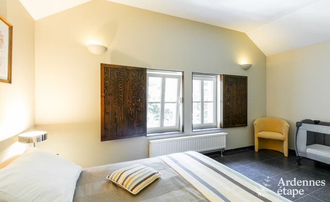 Villa de Luxe  Gedinne pour 18 personnes en Ardenne