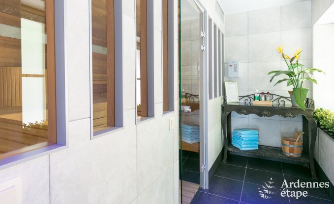 Villa de Luxe  Gedinne pour 18 personnes en Ardenne