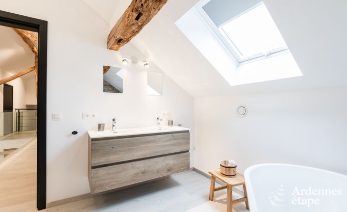 Maison de vacances � Gedinne pour 13 personnes en Ardenne