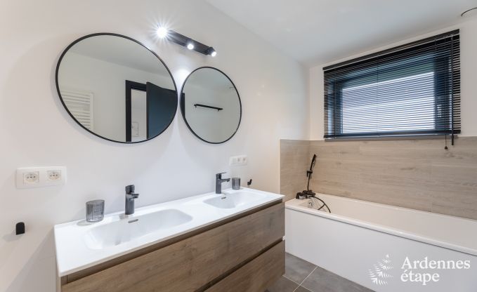 Maison de vacances � Gedinne pour 13 personnes en Ardenne