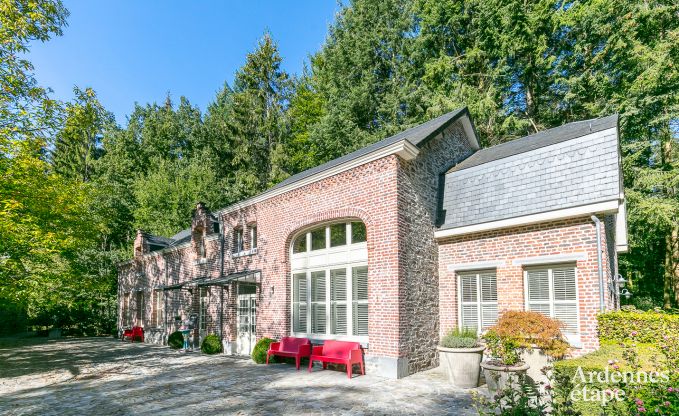 Villa de Luxe � Gedinne pour 18 personnes en Ardenne