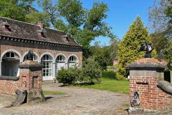 Charmant gîte de vacances dans les dépendances d'un château à Gembloux