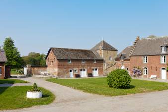 Château-ferme 3 étoiles pour 5 personnes à louer près de Gembloux