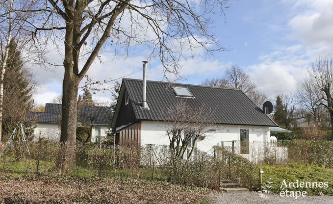 Maison de vacances familiale avec grand jardin et terrasse à Gemmenich