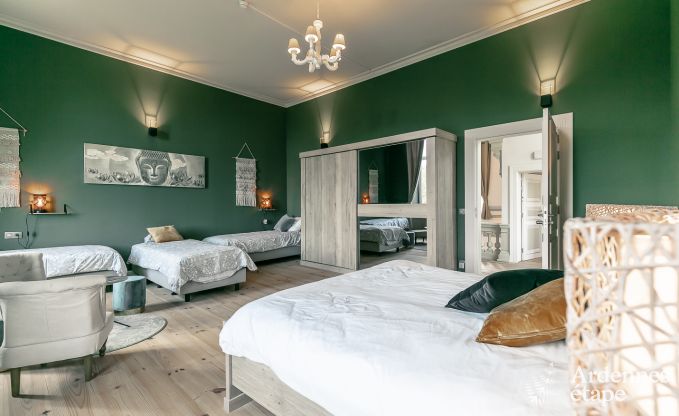 Chteau  Gesves pour 40 personnes en Ardenne