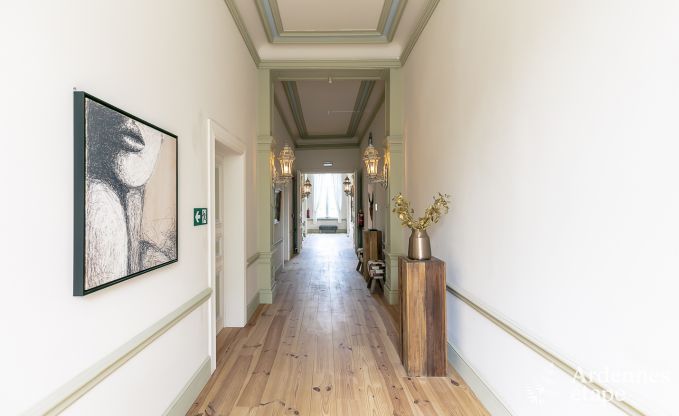 Chteau  Gesves pour 40 personnes en Ardenne