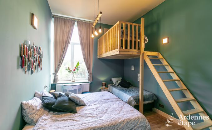 Ch�teau � Gesves pour 40 personnes en Ardenne