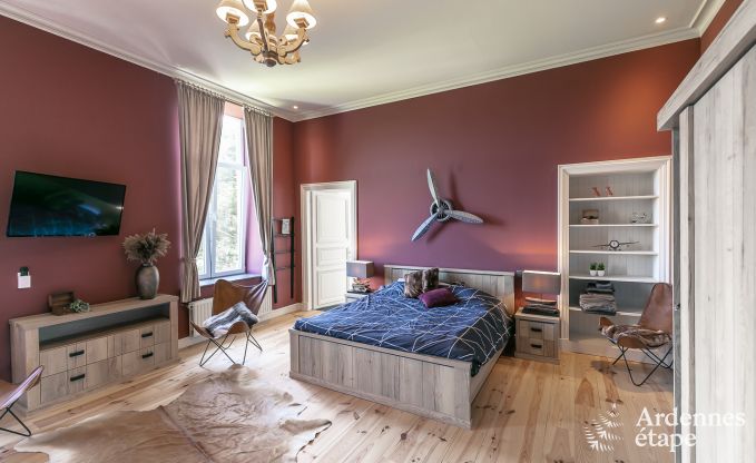 Ch�teau � Gesves pour 40 personnes en Ardenne