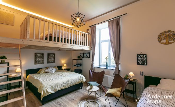 Ch�teau � Gesves pour 40 personnes en Ardenne