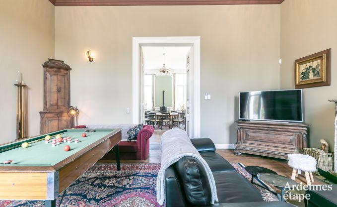 Ch�teau � Gesves pour 40 personnes en Ardenne