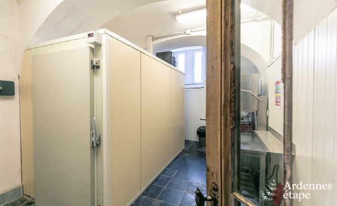 Ch�teau � Gesves pour 40 personnes en Ardenne