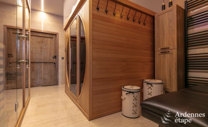 Ch�teau � Gesves pour 40 personnes en Ardenne