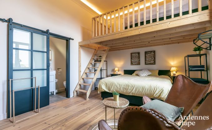 Ch�teau � Gesves pour 40 personnes en Ardenne