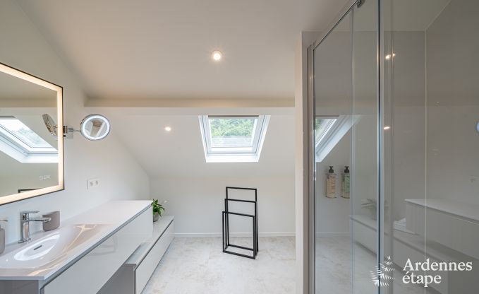 Maison de vacances Gesves pour 6 personnes avec 3 chambres et 3 salles de bains, jacuzzi, ptanque 