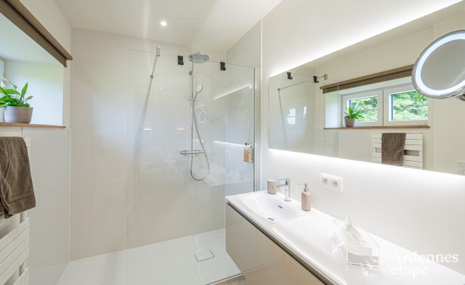 Maison de vacances Gesves pour 6 personnes avec 3 chambres et 3 salles de bains, jacuzzi, ptanque 