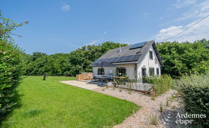 Maison de vacances Gesves pour 6 personnes avec 3 chambres et 3 salles de bains, jacuzzi, ptanque 