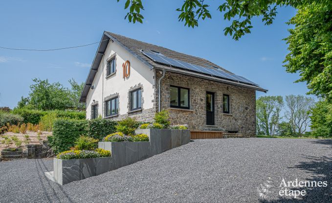 Maison de vacances Gesves pour 6 personnes avec 3 chambres et 3 salles de bains, jacuzzi, ptanque 