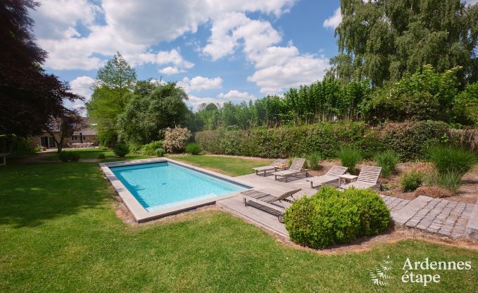 Villa de Luxe  Gesves pour 13/14 personnes en Ardenne