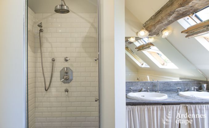 Villa de Luxe � Gesves pour 13/14 personnes en Ardenne