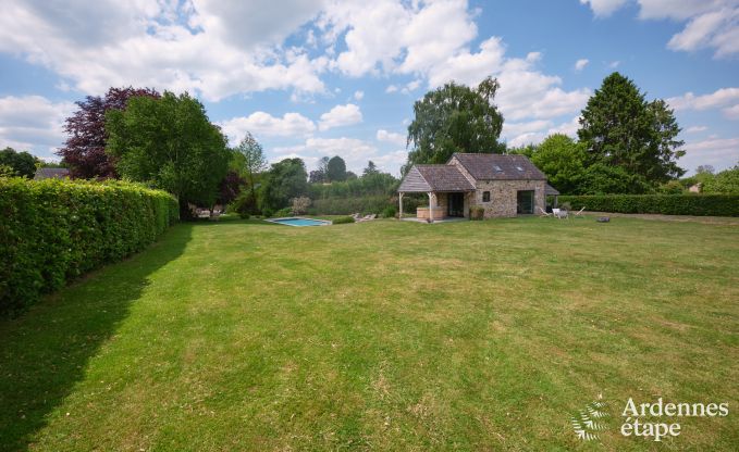 Villa de Luxe  Gesves pour 13/14 personnes en Ardenne