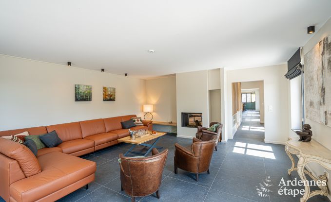 Villa de Luxe � Gesves pour 24 personnes en Ardenne