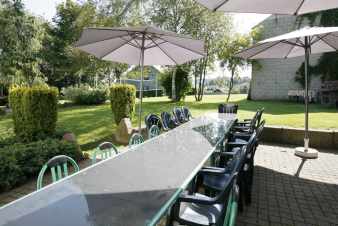 Maison chien admis à Gouvy pour 18 avec salle de jeux et jardin privé