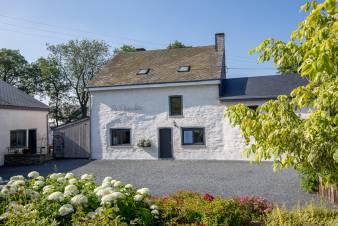 Grande maison de vacances pour 16 personnes  Gouvy, Ardenne - Emplacement idal.