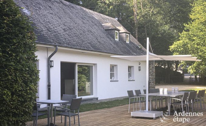 Maison de vacances � Habay pour 12 personnes en Ardenne