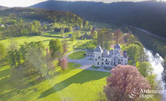 Ch�teau � Hamoir pour 8/9 personnes en Ardenne