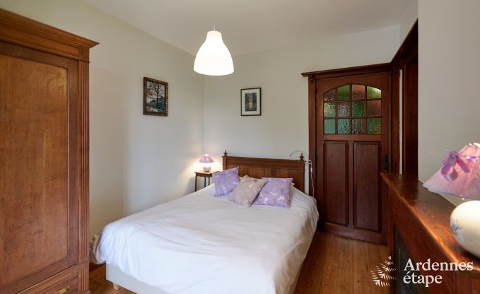 Grande maison de vacances pour 14 personnes avec 5 chambres, 4 salles de bains et grand jardin priv  Hamoir, Ardenne