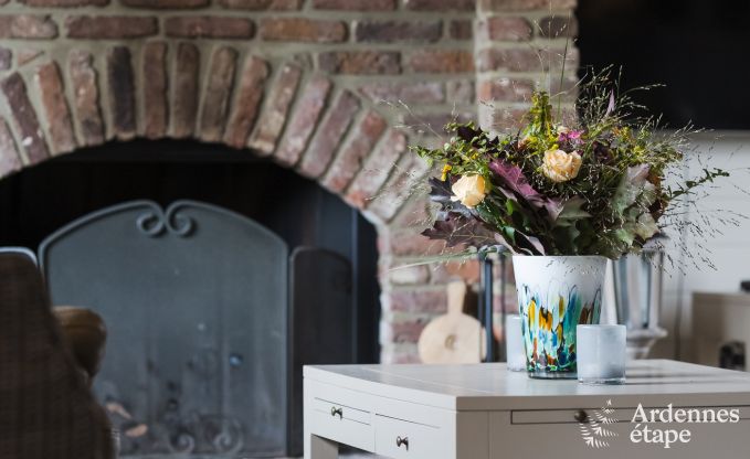 Maison de vacances de luxe � Hamois pour 8 personnes avec piscine et jardin priv� en Ardenne