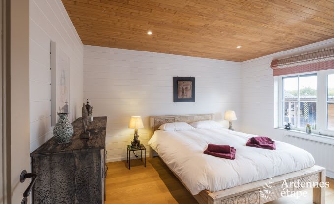 Maison de vacances de luxe � Hamois pour 8 personnes avec piscine et jardin priv� en Ardenne