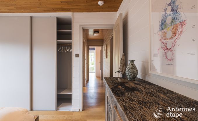 Maison de vacances de luxe � Hamois pour 8 personnes avec piscine et jardin priv� en Ardenne