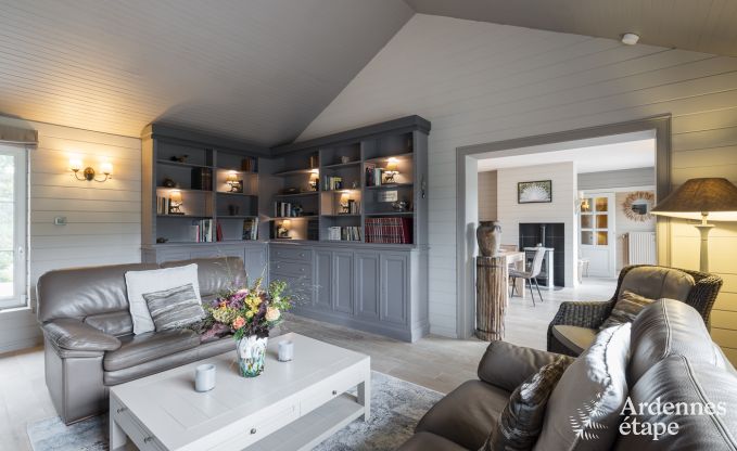 Maison de vacances de luxe � Hamois pour 8 personnes avec piscine et jardin priv� en Ardenne