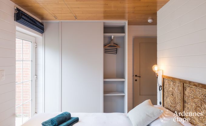 Maison de vacances de luxe  Hamois pour 8 personnes avec piscine et jardin priv en Ardenne