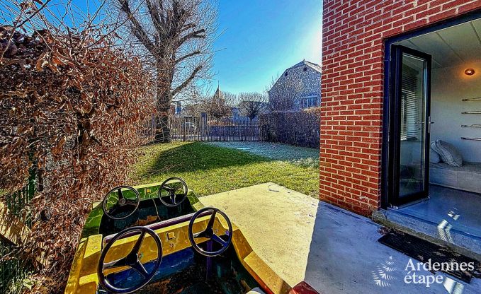 Grande maison de vacances  Han-sur-Lesse pour 8 personnes avec 4 chambres, jardin priv et terrasse