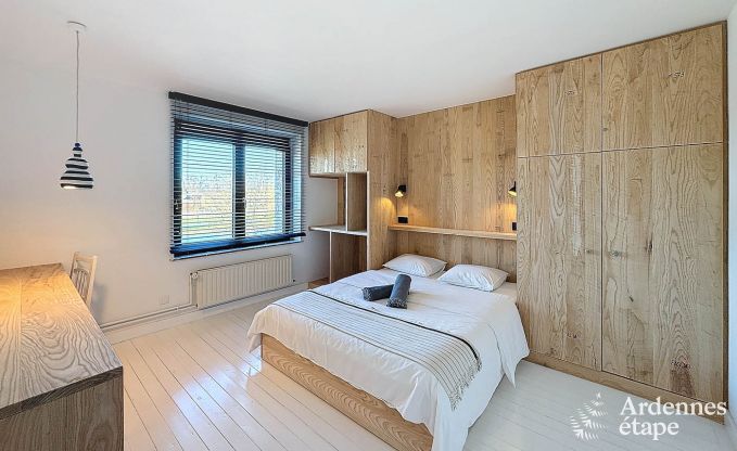 Grande maison de vacances  Han-sur-Lesse pour 8 personnes avec 4 chambres, jardin priv et terrasse