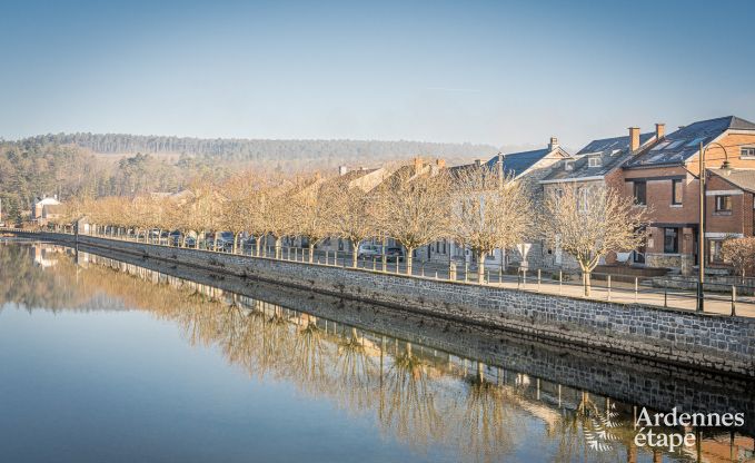 Grande maison de vacances  Han-sur-Lesse pour 8 personnes avec 4 chambres, jardin priv et terrasse