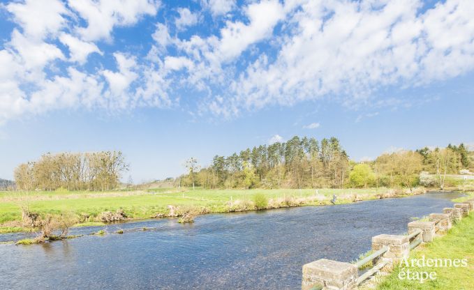 Grande maison de vacances en deux b�timents � Han-sur-Lesse pour 13 personnes avec piscine int�rieure