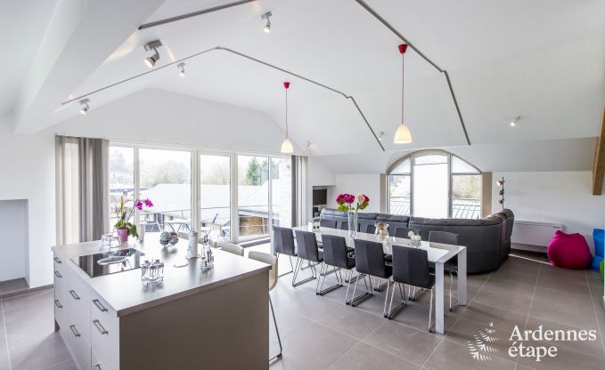 Grande maison de vacances en deux b�timents � Han-sur-Lesse pour 13 personnes avec piscine int�rieure