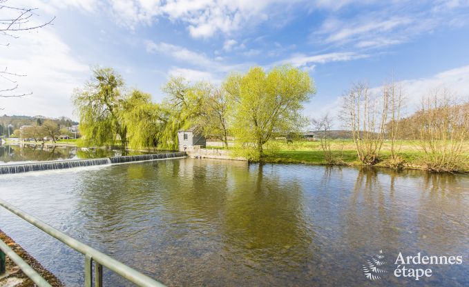 Grande maison de vacances en deux b�timents � Han-sur-Lesse pour 13 personnes avec piscine int�rieure