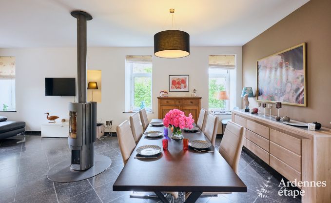 Grande maison de vacances en deux b�timents � Han-sur-Lesse pour 13 personnes avec piscine int�rieure