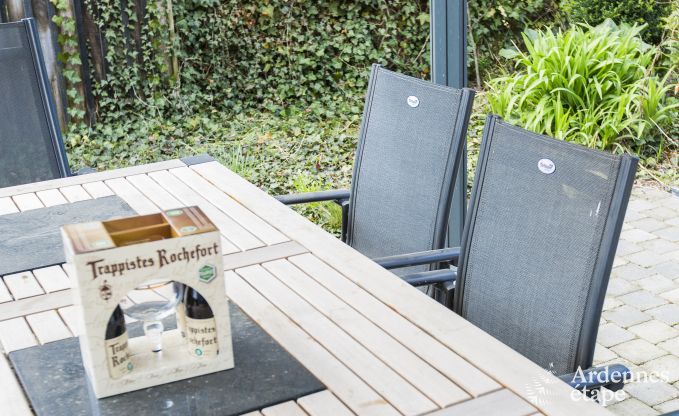 Grande maison de vacances en deux b�timents � Han-sur-Lesse pour 13 personnes avec piscine int�rieure