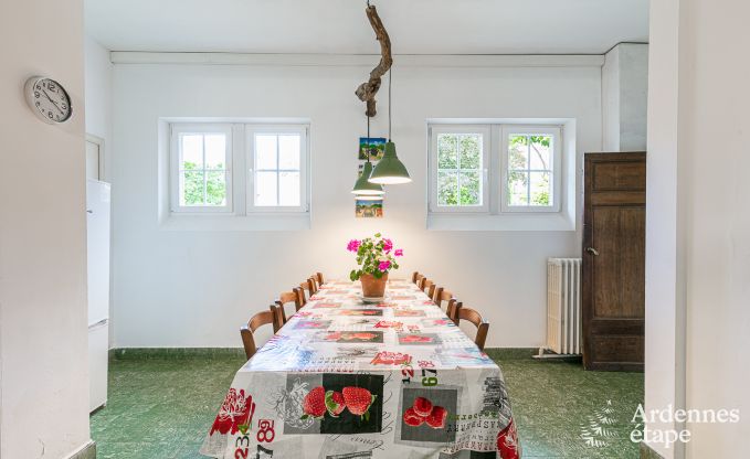 Ch�teau � Hannut pour 8 personnes en Ardenne