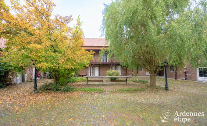 Maison de vacances � Hannut pour 20 personnes en Ardenne