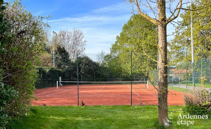 Maison de vacances � Hannut pour 20 personnes en Ardenne