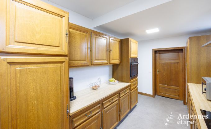 Maison de vacances � Hannut pour 20 personnes en Ardenne