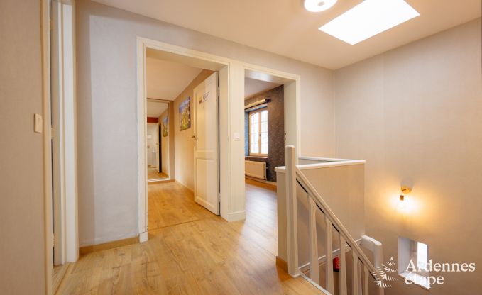 Maison de vacances � Hannut pour 20 personnes en Ardenne