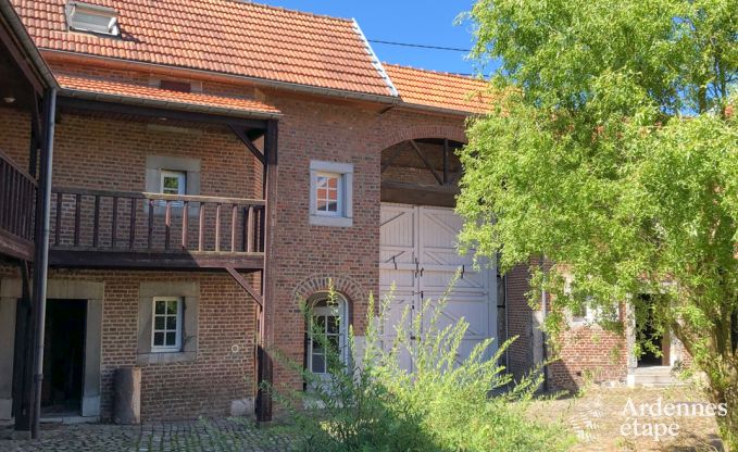 Maison de vacances � Hannut pour 20 personnes en Ardenne