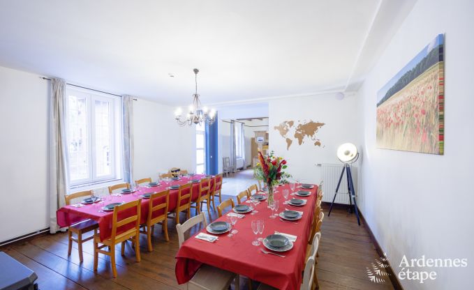 Maison de vacances � Hannut pour 20 personnes en Ardenne